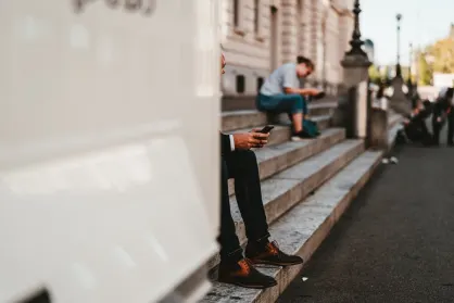 קזינו קוסמיק ספינס אפליקציה לנייד